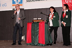 Begrüßung durch Bürgermeister Bert Spilles