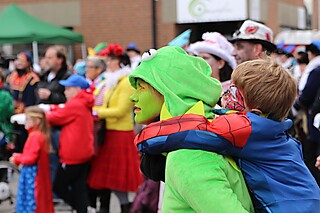 Super Stimmung auf dem Merler Dorfplatz