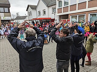 Super Stimmung auf dem Merler Dorfplatz