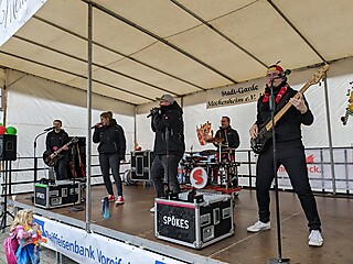 Super Stimmung auf dem Merler Dorfplatz