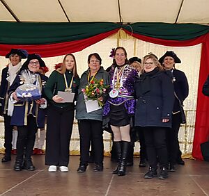 26. Jeckentreff der Stadt-Garde:Super Stimmung auf dem Merler Dorfplatz