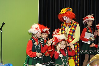 Jecke Kids feierten in Merl