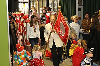 Jecke Kids feierten in Merl