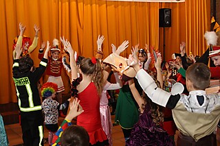Merler Kinder ausser Rand und Band