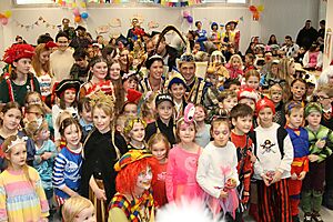 Jecke Kids feierten in Merl