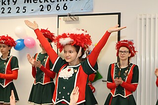 Jecke Kids feierten in Merl