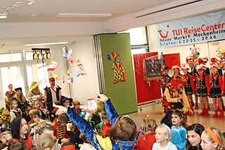 Kinderprinzessin Leah I. kommt.