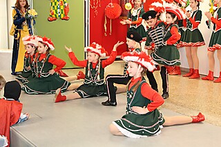 Clown Coco und die Stadt-Garde Meckenheim e.V. begeisterten die kleinen Jecken!