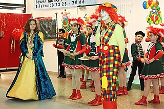 Clown Coco und die Stadt-Garde Meckenheim e.V. begeisterten die kleinen Jecken!