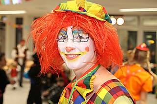 Clown Coco und die Stadt-Garde Meckenheim e.V. begeisterten die kleinen Jecken!
