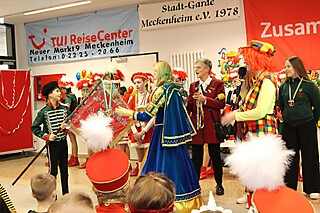 Jecke Kids feierten in Merl