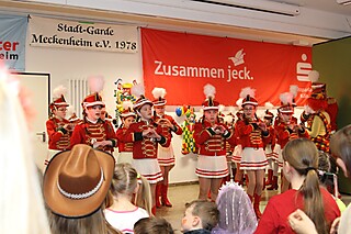 Jecke Kids feierten in Merl