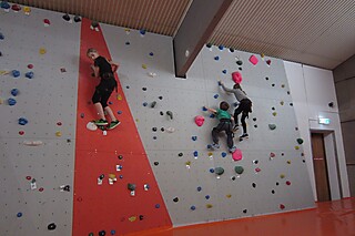 Die Stadt-Gardisten zu Besuch in der Kletterhalle