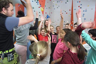 Die Stadt-Gardisten zu Besuch in der Kletterhalle