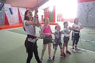 Die Stadt-Gardisten zu Besuch in der Kletterhalle