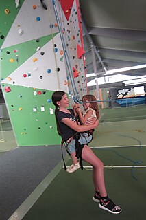 Die Stadt-Gardisten zu Besuch in der Kletterhalle