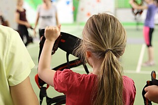 Stadt-Garde Kinder in der Kletterhalle