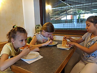 Stadt-Garde Kinder in der Kletterhalle
