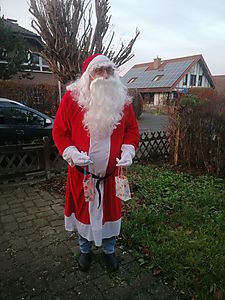 Der Nikolaus besucht die Stadt-Garde Kinder