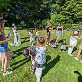 Stadt-Garde wählte und grillte