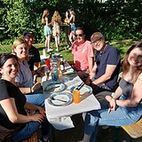 Stadt-Garde wählte und grillte
