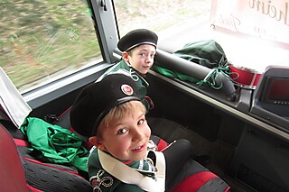 Weiberfastnacht unterwegs mit der Stadt-Garde