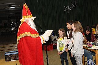 Der Nikolaus besucht die Stadt-Garde