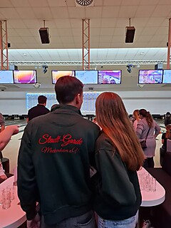 Stadt-Garde feiert Weihnachtsfeier im Bowlingcenter 