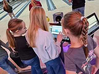 Stadt-Garde feiert Weihnachtsfeier im Bowlingcenter 
