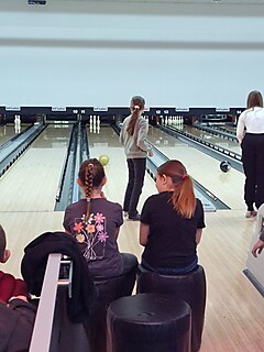 Stadt-Garde feiert Weihnachtsfeier im Bowlingcenter 